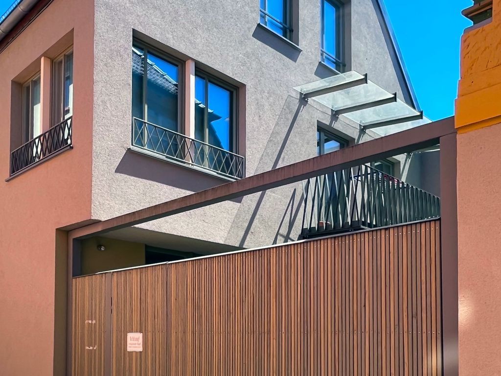 CITY HOUSE Apartments