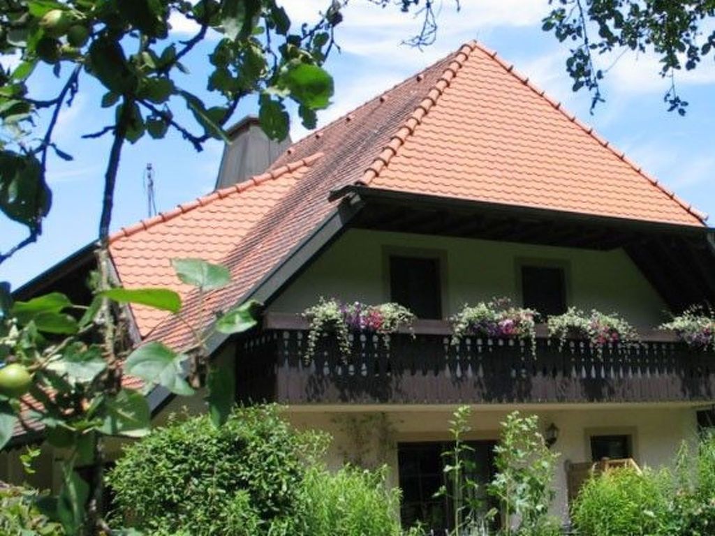 in Horben mit Großem Garten