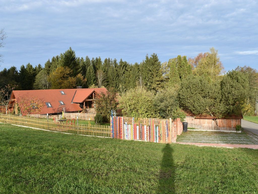 "Haus in der Einöde"