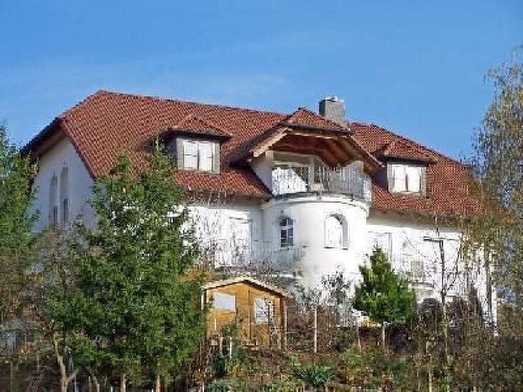 Doppelappartement mit Garten
