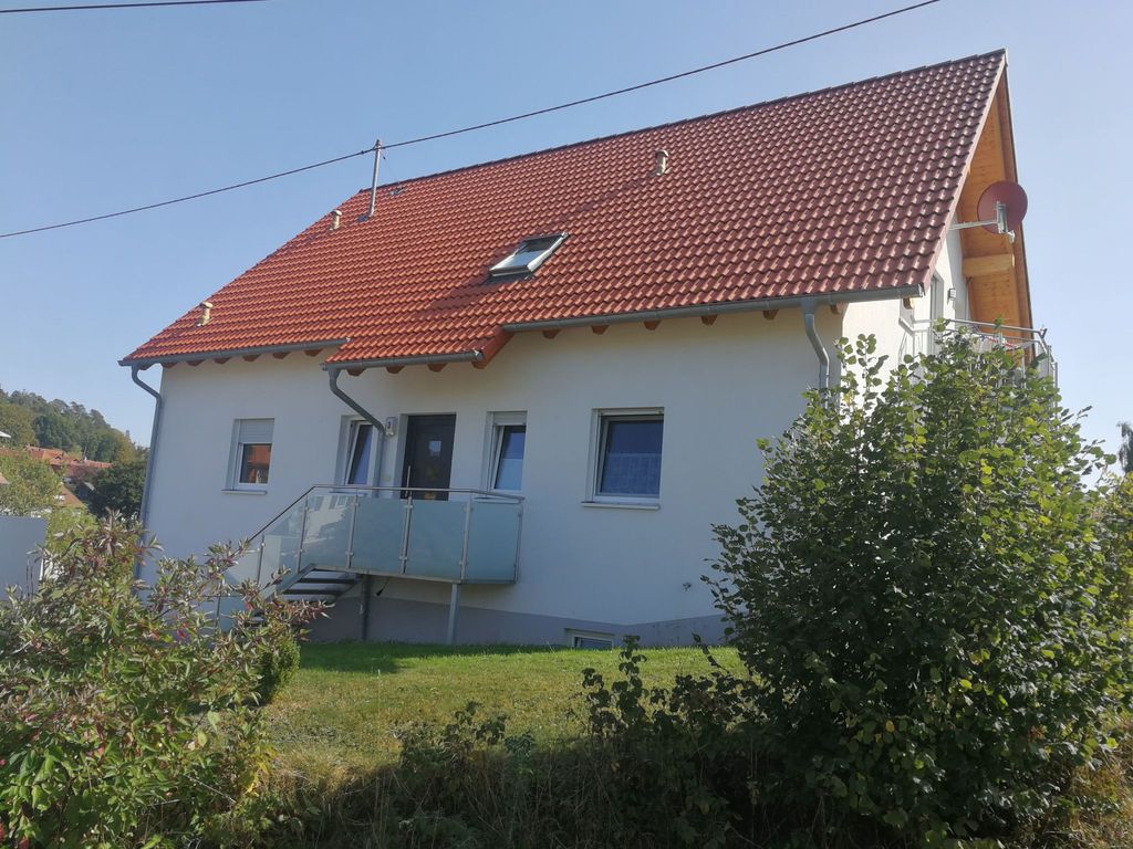 Wohnung mit Terrasse, Grill und Garten