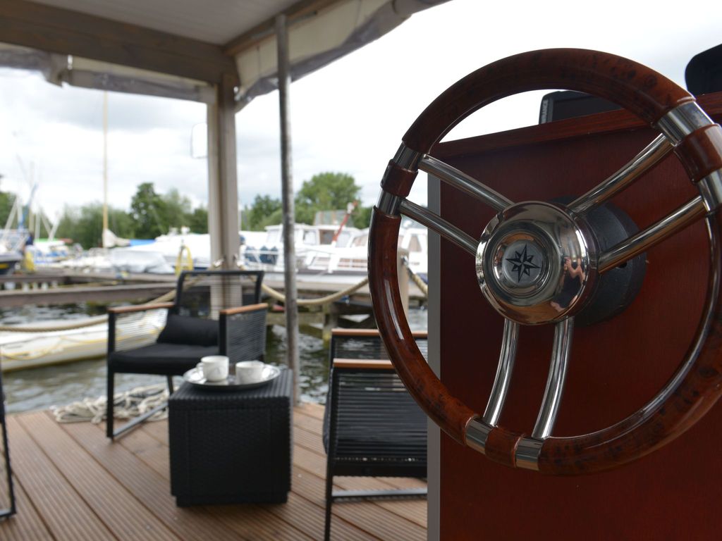 Hausboot NautikHus