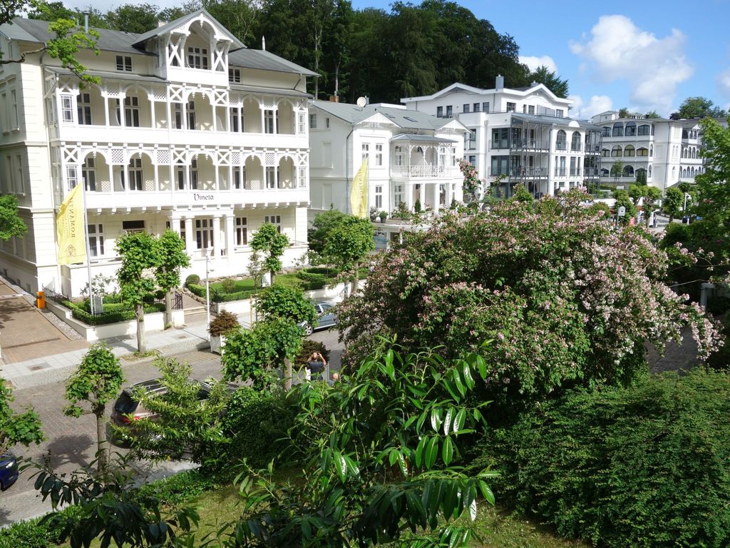 Villa Celia Sellin: Blick vom Balkon auf die Wilhelmstraße