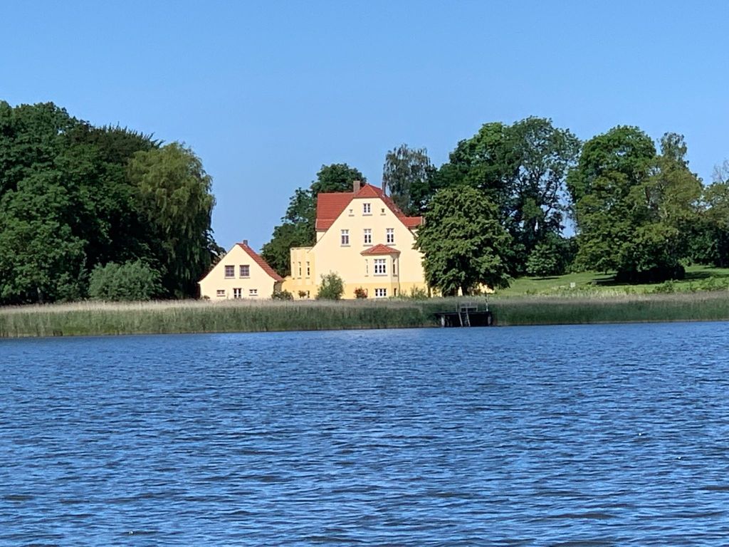 Wohnung im ersten Obergeschoss des Gutshauses