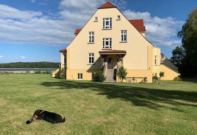 Wohnung im Erdgeschoss des Herrenhauses – Foto 1