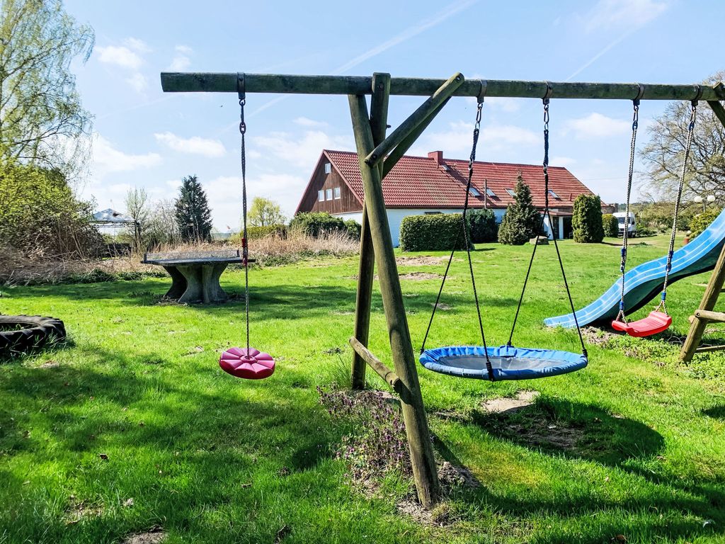 Große Ferienwohnung in Dargen mit Grill