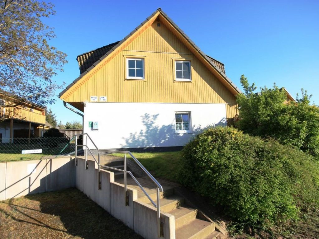 Gemütliche Wohnung mit Grill und Garten