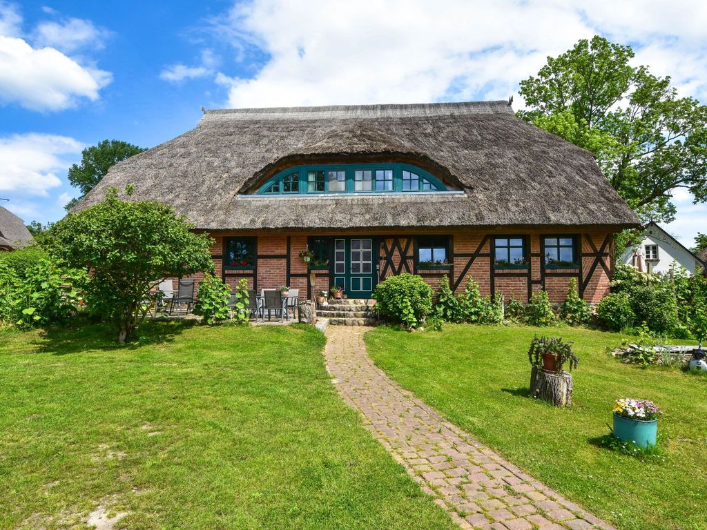 Wohnung in Groß Stresow mit Garten und Terrasse