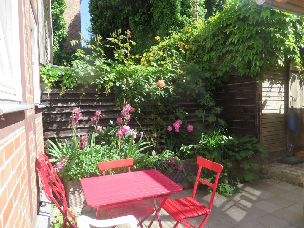 Appartement in Wismar mit Terrasse und Garten