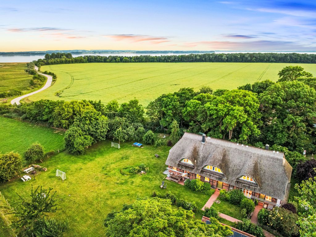 Reethaus Mertinat ''For Ten'' mit Meerblick