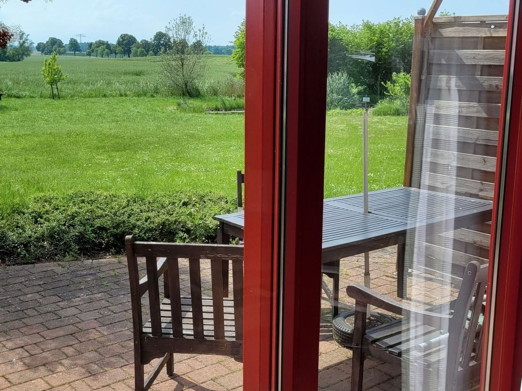 mit Terrasse