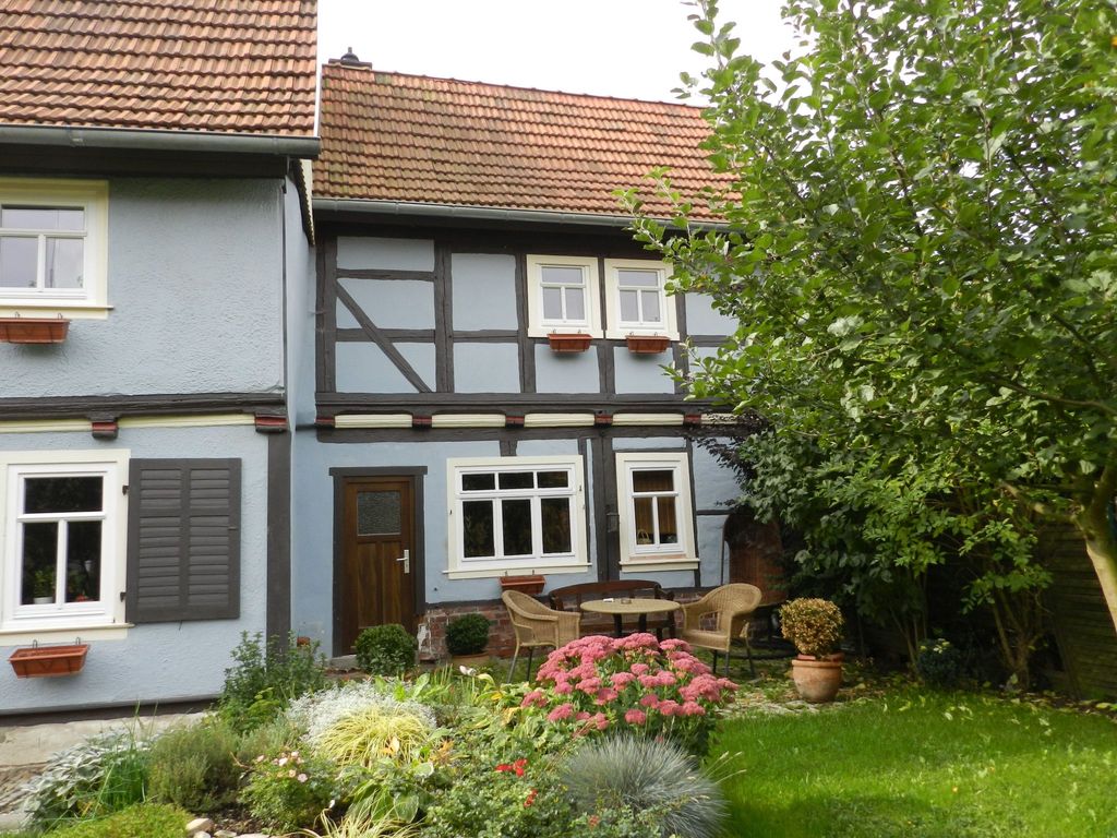 Fachwerkhaus mit Garten, Grill und Terrasse