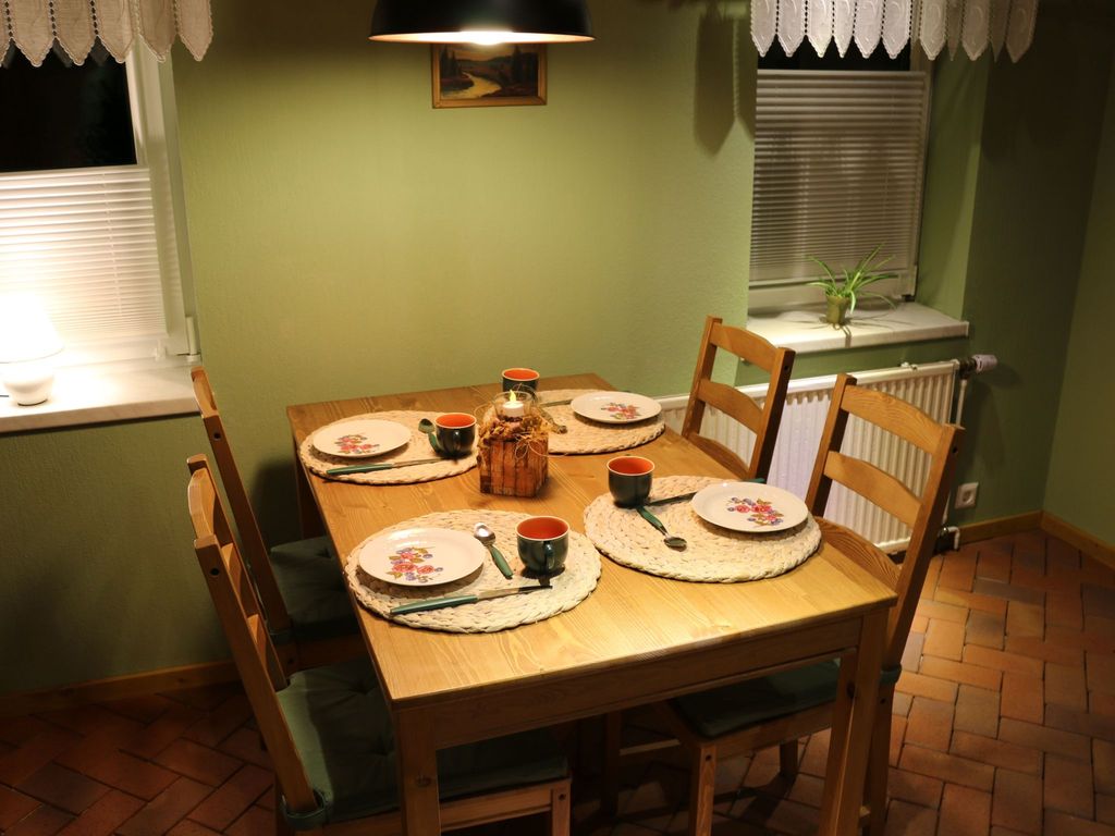 Appartement mit Garten, Grill und Terrasse
