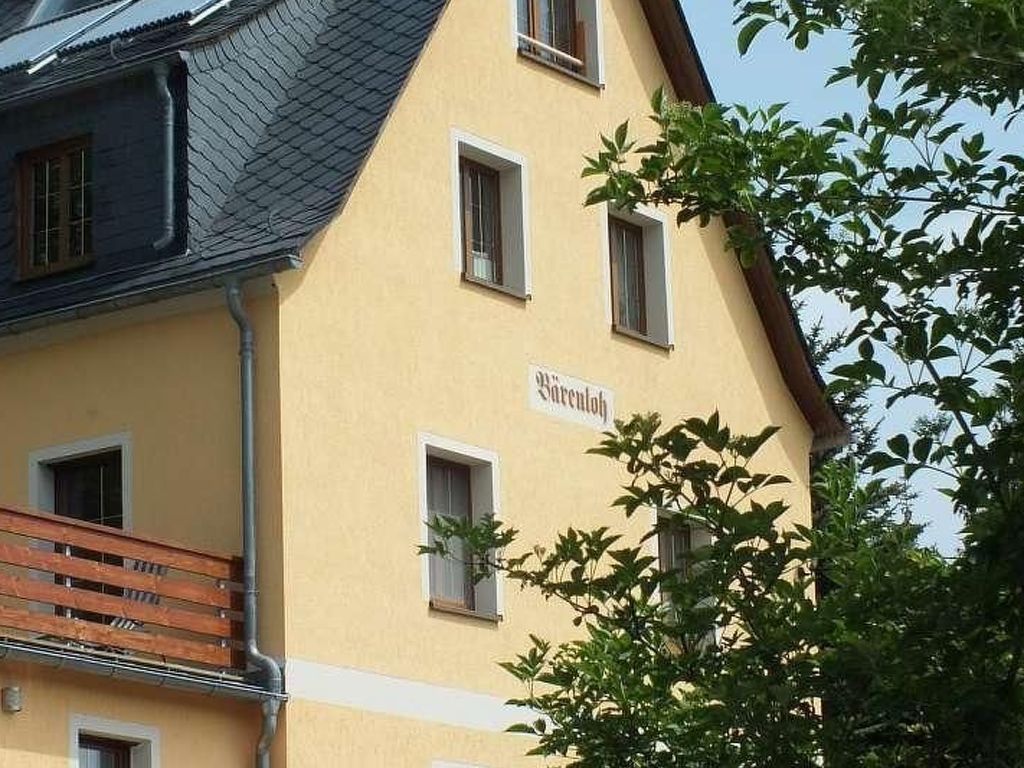 mit Blick auf das Wasser