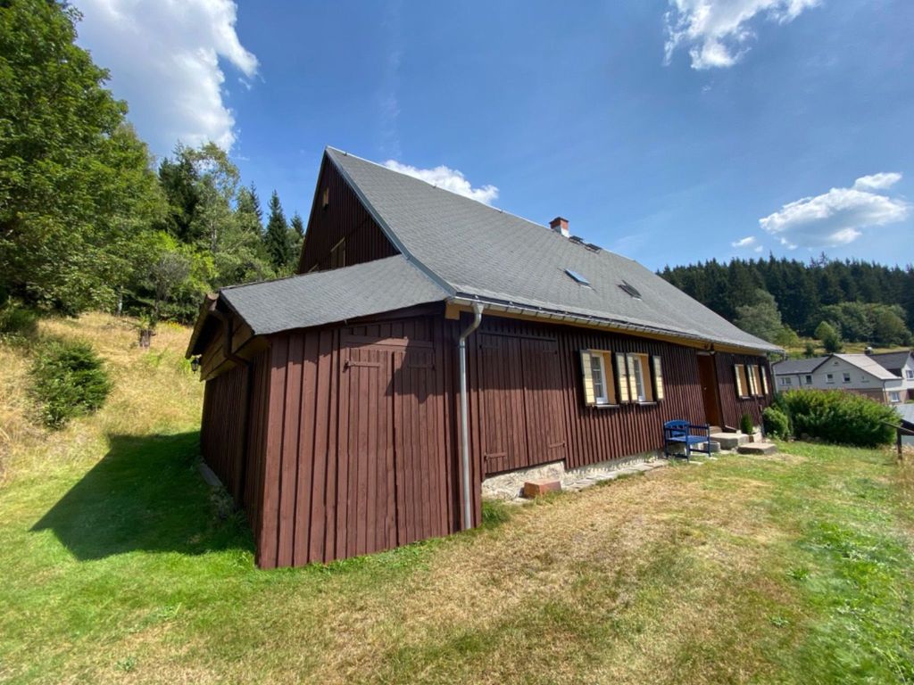 Tolles Ferienhaus in Klingenthal mit Großem Garten
