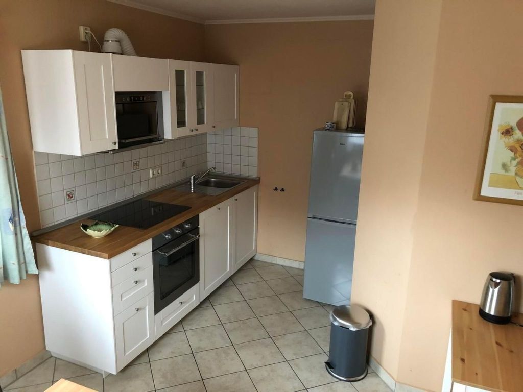 Wohnung in Heeselicht mit Grill und Terrasse