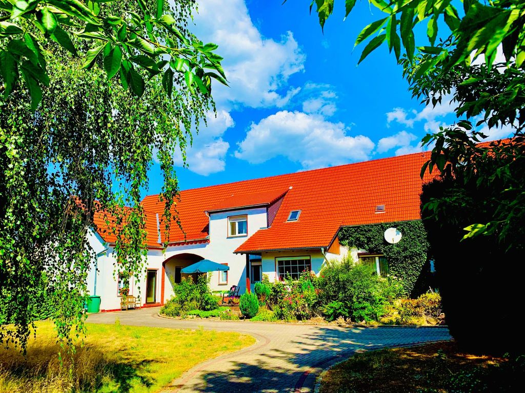 Top-moderne Ferienwohnung für 4 Personen mit Vollausstattung auf schönem, frühe