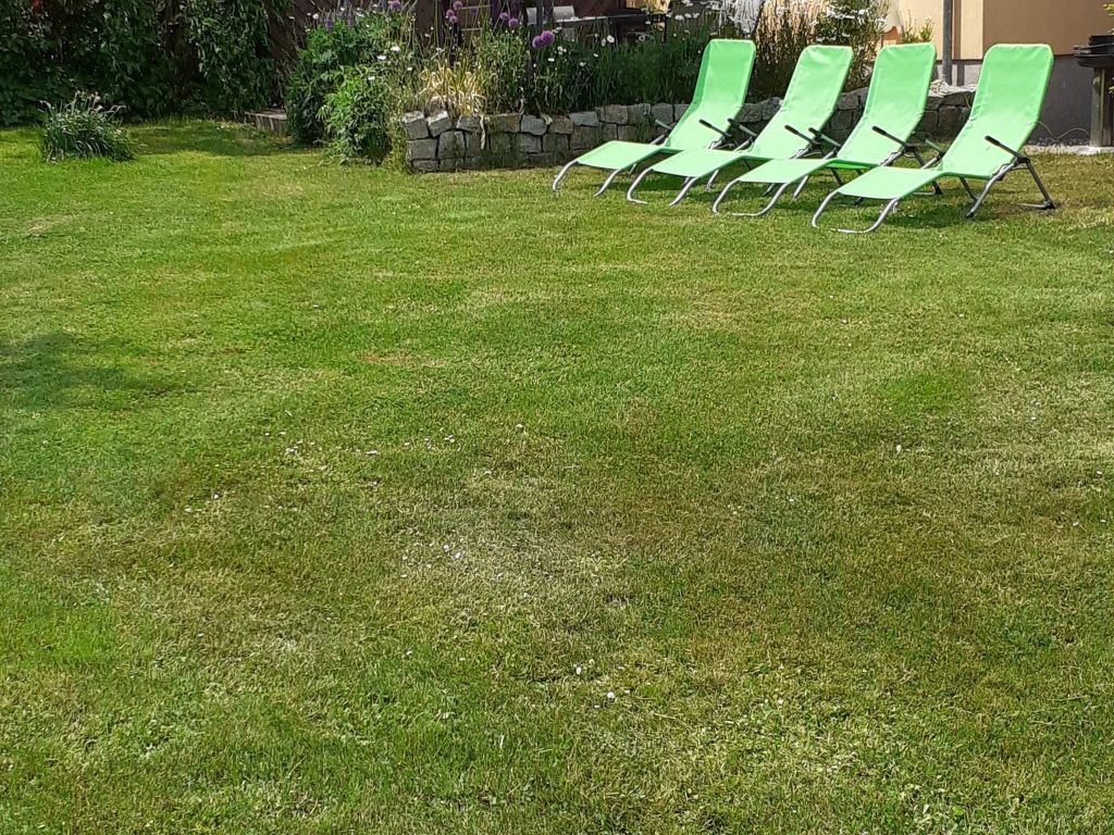 Appartement in Buchenhain mit Großem Garten