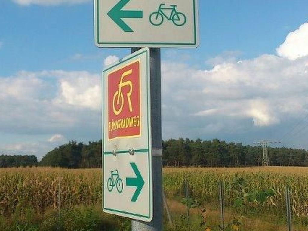 in ruhiger Lage am Waldrand mit Terrasse und großem Grundstück