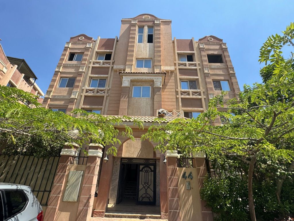 Wohnung "Zayed Continental G"