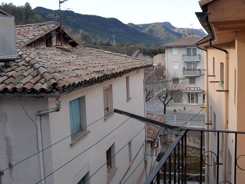 Cadí - Tríplex para gurupos en La Pobla de Lille