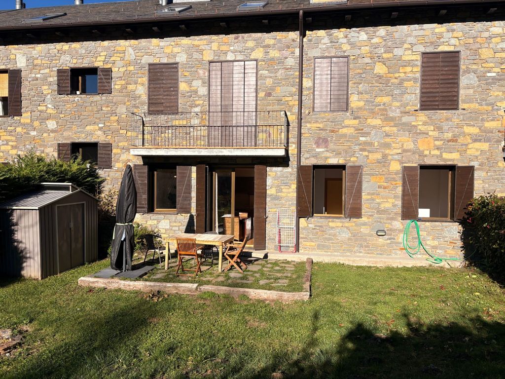 Erdgeschosswohnung Aüt 1 mit privatem Garten in Vall de Boí