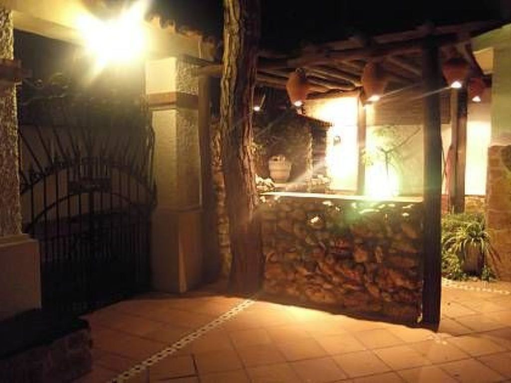 Haus mit Schwimmbad in Strandnähe