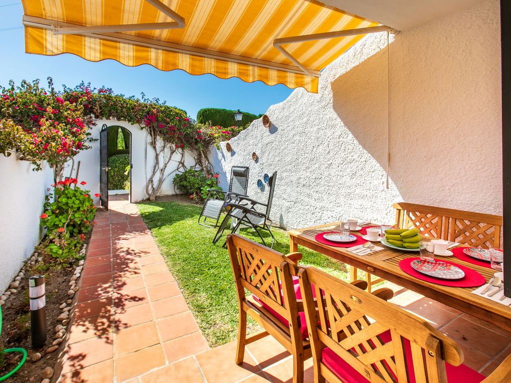 Los Geraneos de Capistrano