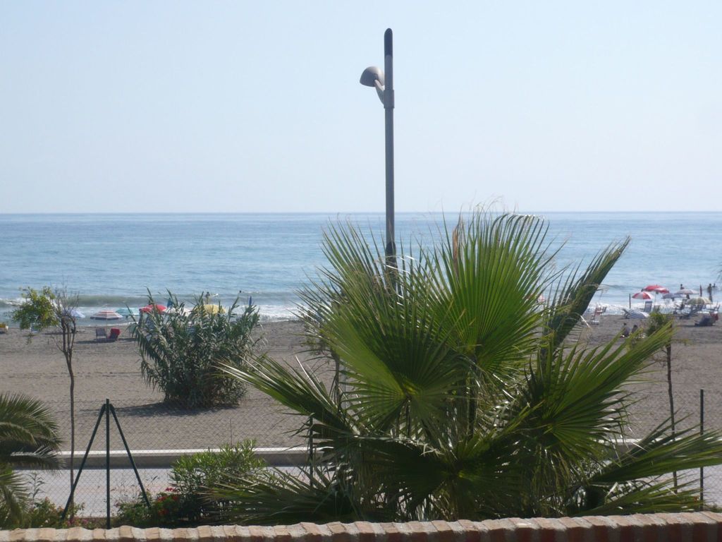 für 7 Personen ca. 60qm Torrox Costa