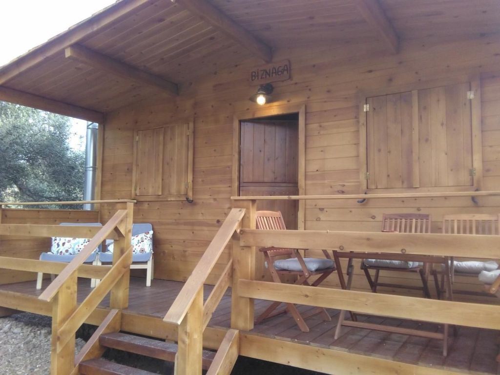 in Almogía mit Garten, Terrasse und gemeinschaft