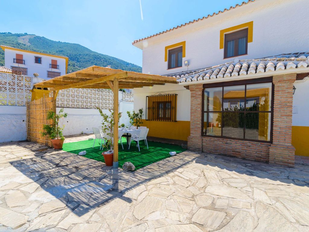 Patio de los Naranjos Haus mit Terrasse und Schwimmbad