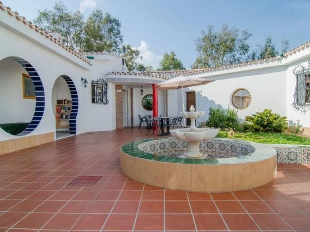 "Jaén" mit Gemeinschaftspool in einem andalusischen "Cortijo" in Chilches