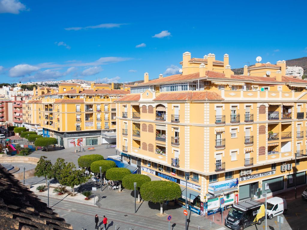 Constitución Square