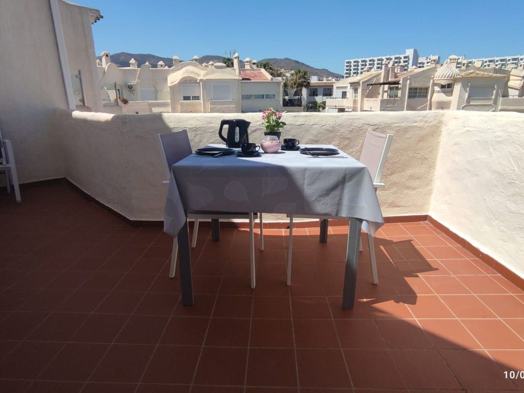 Wunderschöne Wohnung in Puerto Marina G204
