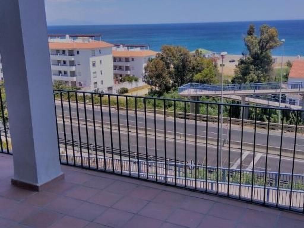 "Manilva Playa" mit Pool