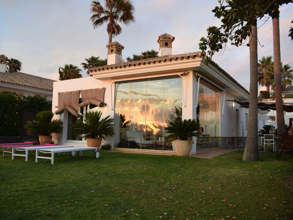 Villa "Casa Roche" mit Blick auf das Wasser