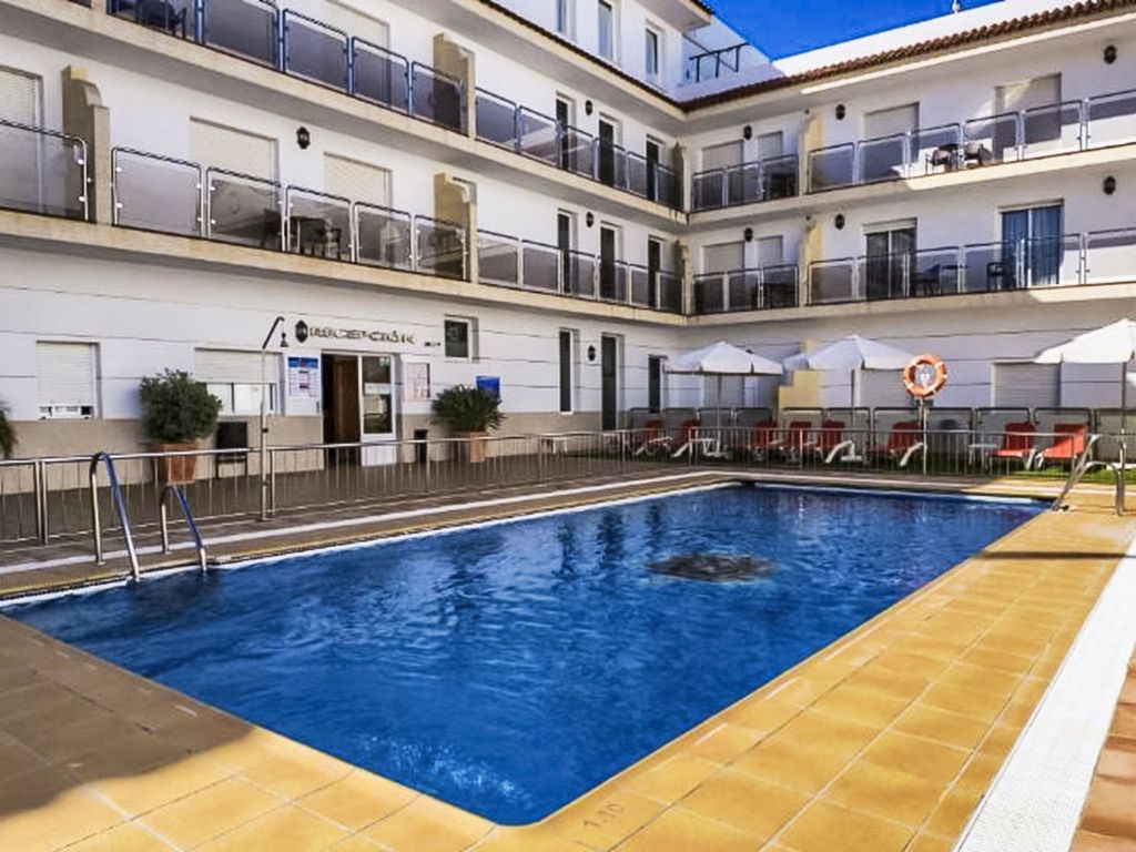 in Conil De La Frontera mit gemeinsamem Pool, Gr