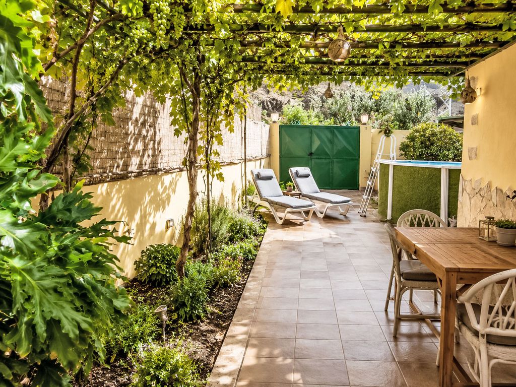 "La Almendra" mit Terrasse