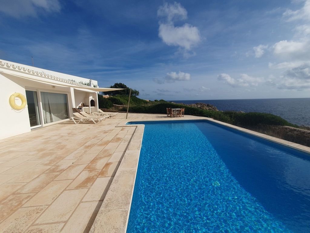 Haus in Meeresnähe, privater Pool, Panoramablick