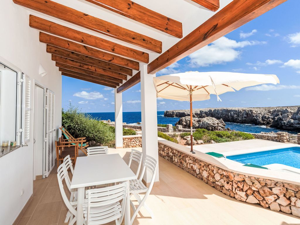Ficula Vell Villa am Meer mit privatem Pool