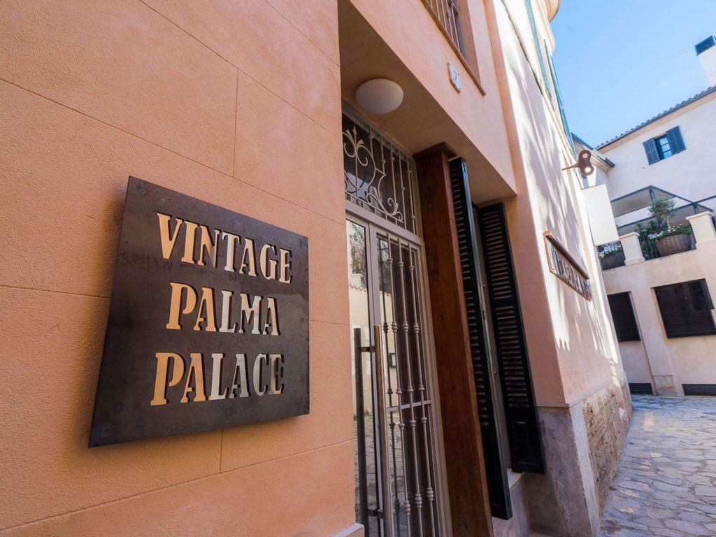 VINTAGE PALMA PALACE (SUPERIOR 3) TI/200