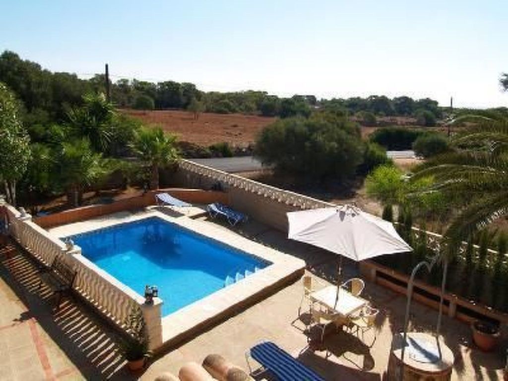 "Villa Lopez