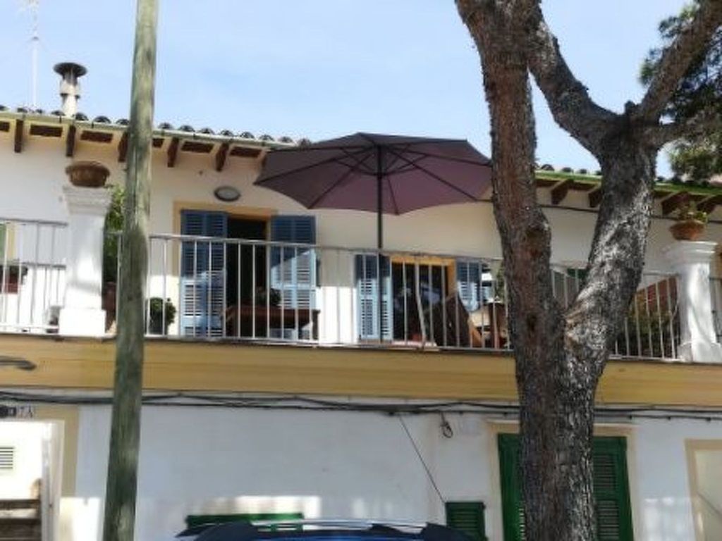 Touristenwohnung "Pins" mit Terrasse