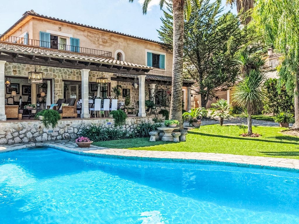 Schöne Villa mit Schwimmbad in Mancor de la Vall