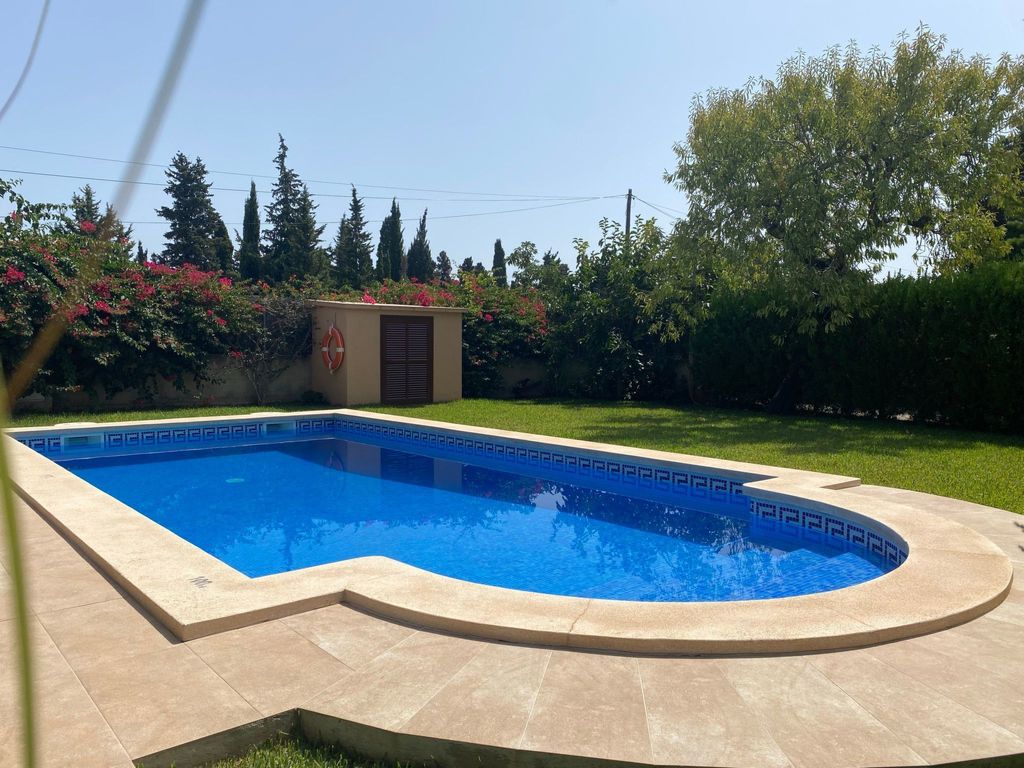Finca mit Garten, Grill und Terrasse