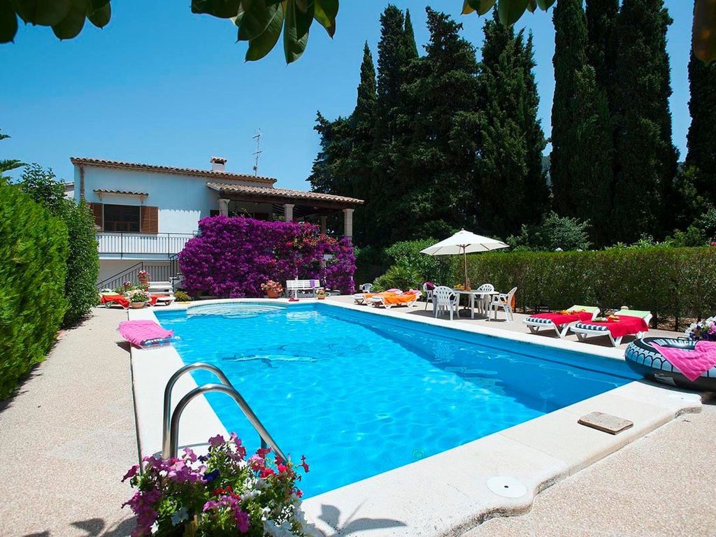Villa 800 m vom Zentrum von Pollença entfernt