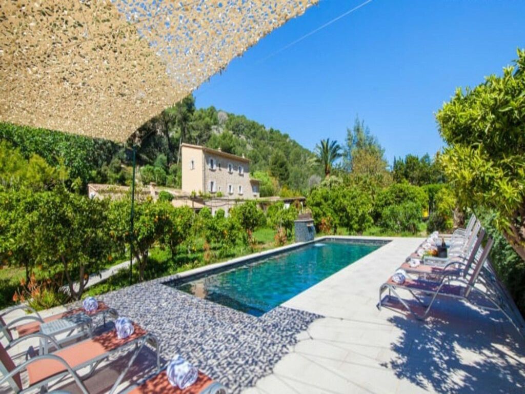 Ländliche Finca mit eigenem Schwimmbad