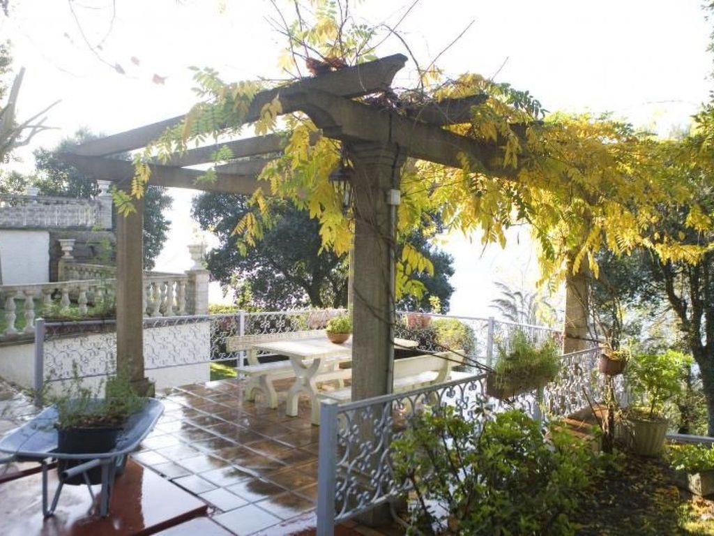 Tolle Villa oberhalb der Bucht Ria de Vigo