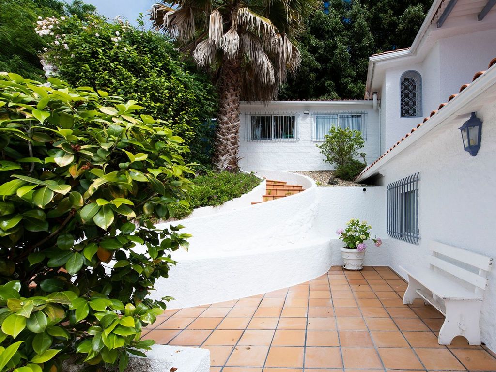 Tolle Villa oberhalb der Bucht Ria de Vigo