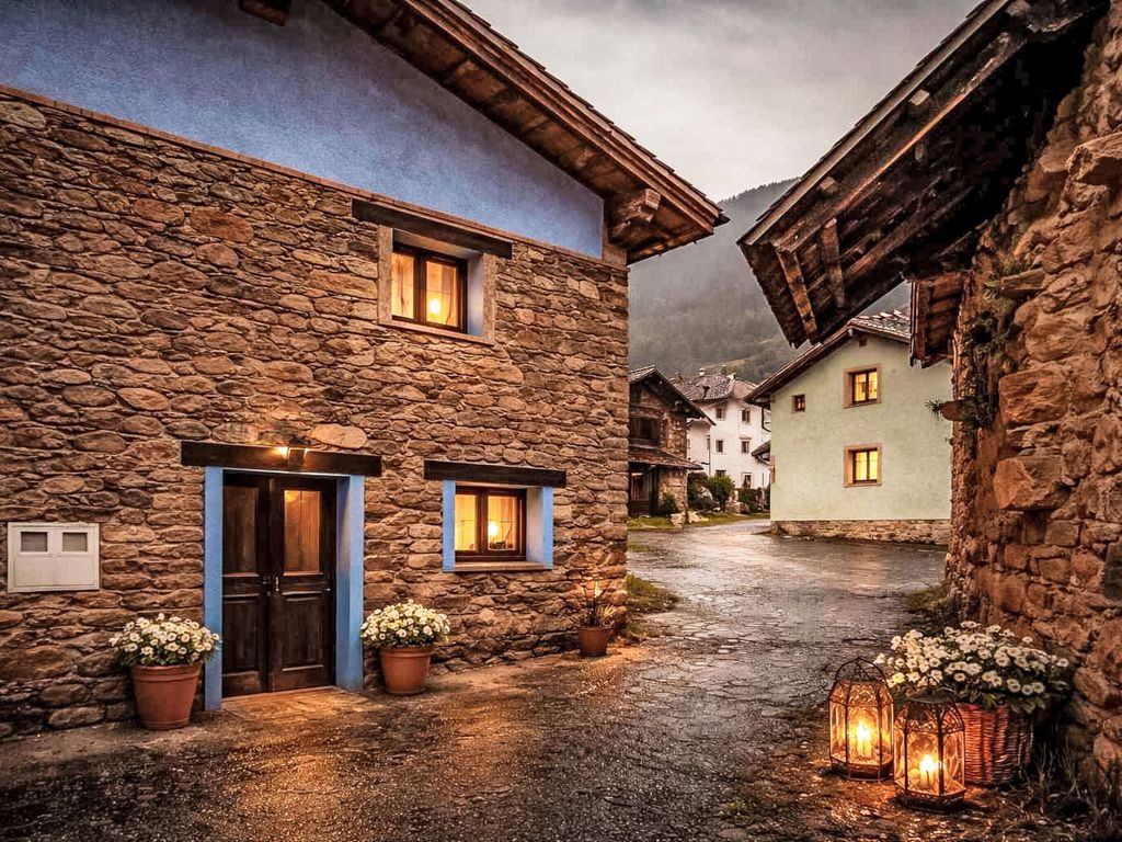 Jacuzzi, Kamin, Grill und spektakuläre Aussicht